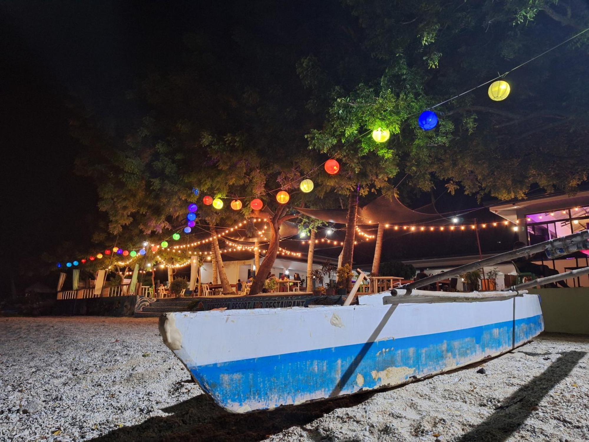 Island Front - Bangcogon Resort And Restaurant Oslob Εξωτερικό φωτογραφία